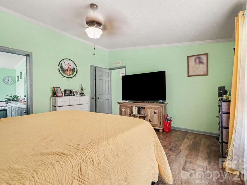 1756 Martin Road, Kings Mountain, NC 28086.  MLS# CAR4406876, YatesRealty ID 40993. 
