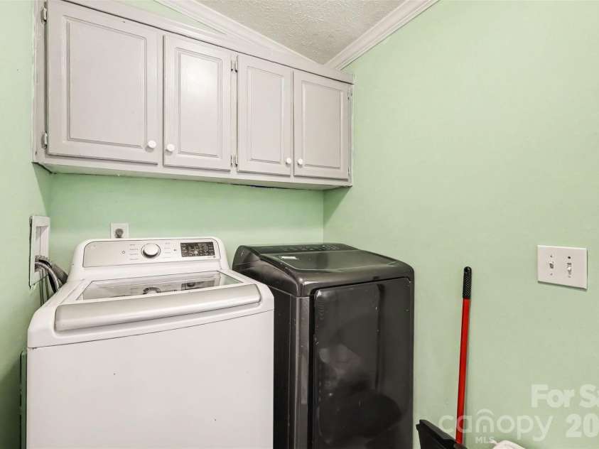1756 Martin Road, Kings Mountain, NC 28086.  MLS# CAR4406876, YatesRealty ID 40993. 