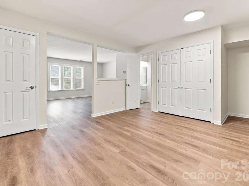 5 Country Gardens Drive, Fletcher, NC 28732.  MLS# CAR4406655, YatesRealty ID 40994. 