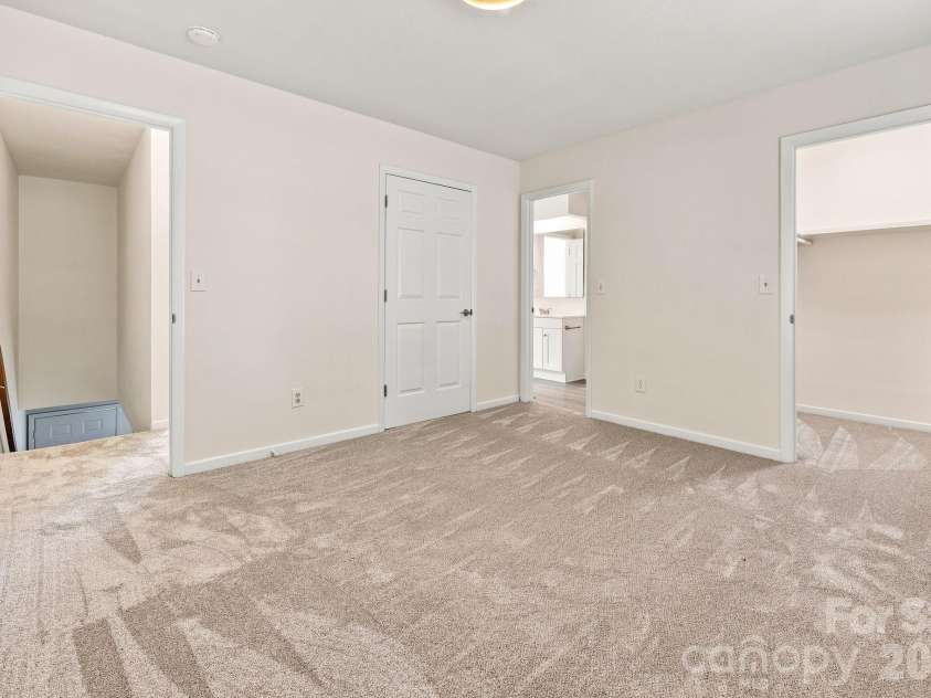 5 Country Gardens Drive, Fletcher, NC 28732.  MLS# CAR4406655, YatesRealty ID 40994. 