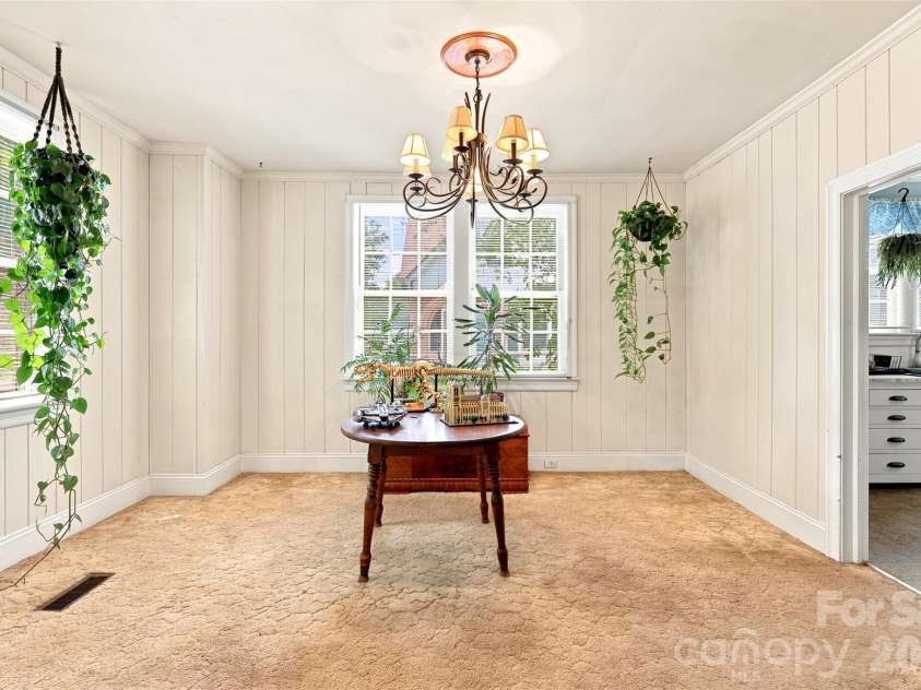 704 Washington Street, Shelby, NC 28150.  MLS# CAR4407611, YatesRealty ID 40996. Diningroom