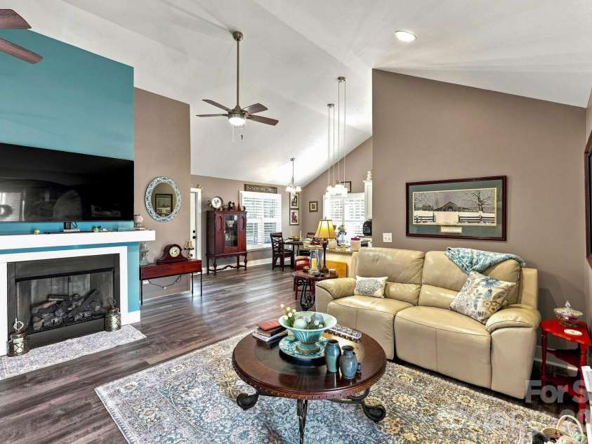 117 Richmond Court, Spindale, NC 28160.  MLS# CAR4408168, YatesRealty ID 40997. 