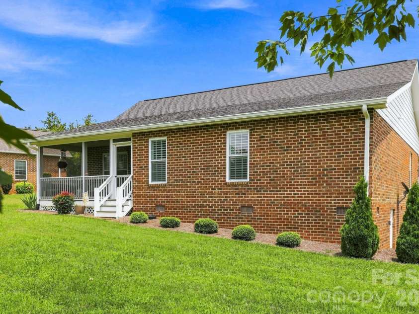 117 Richmond Court, Spindale, NC 28160.  MLS# CAR4408168, YatesRealty ID 40997. 