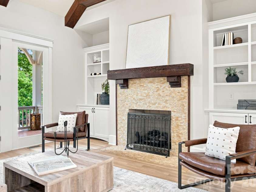 121 Brawley Harbor Place, Mooresville, NC 28117.  MLS# CAR4406022, YatesRealty ID 40998. 