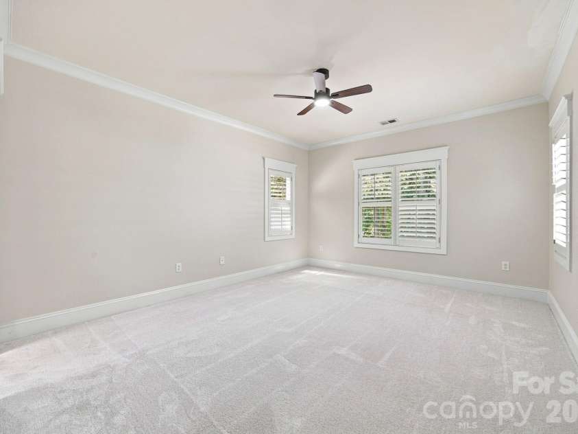 121 Brawley Harbor Place, Mooresville, NC 28117.  MLS# CAR4406022, YatesRealty ID 40998. 