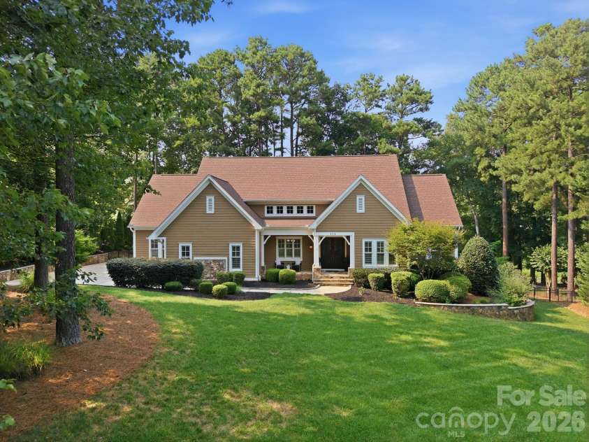 121 Brawley Harbor Place, Mooresville, NC 28117.  MLS# CAR4406022, YatesRealty ID 40998. 