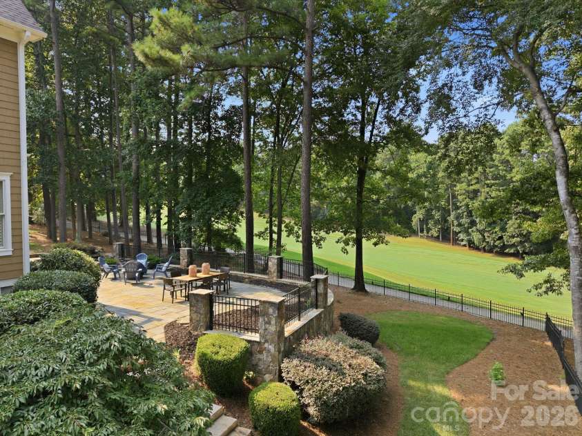 121 Brawley Harbor Place, Mooresville, NC 28117.  MLS# CAR4406022, YatesRealty ID 40998. 