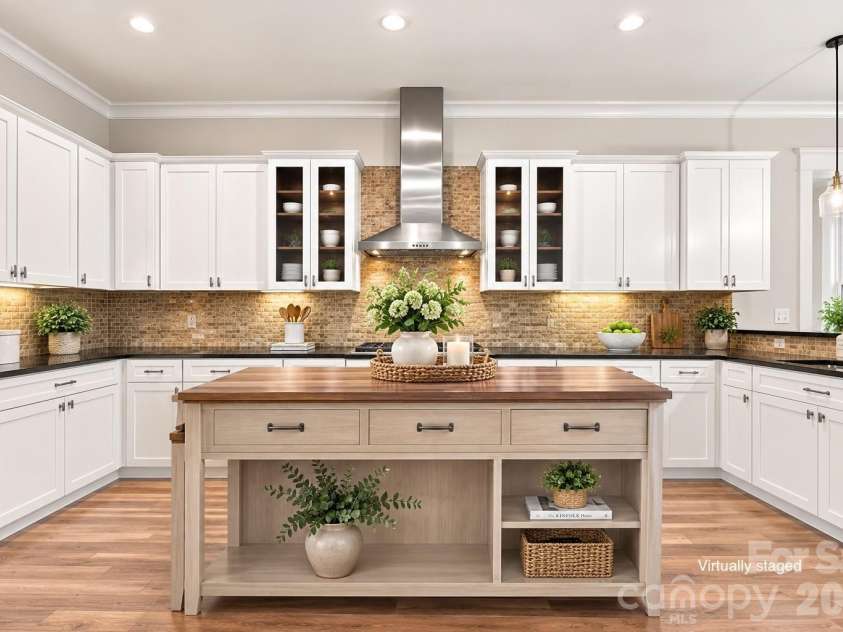121 Brawley Harbor Place, Mooresville, NC 28117.  MLS# CAR4406022, YatesRealty ID 40998. 