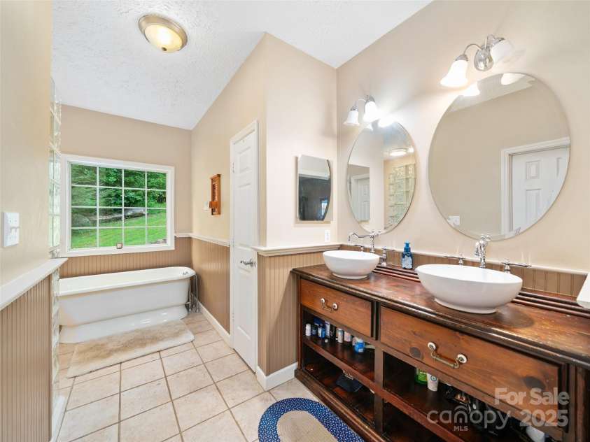 2216 Beans Creek Road, Bakersville, NC 28705.  MLS# CAR4289510, YatesRealty ID 41. 