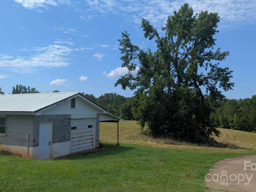 2311 Poors Ford Road, Rutherfordton, NC 28139.  MLS# CAR4301558, YatesRealty ID 41. 