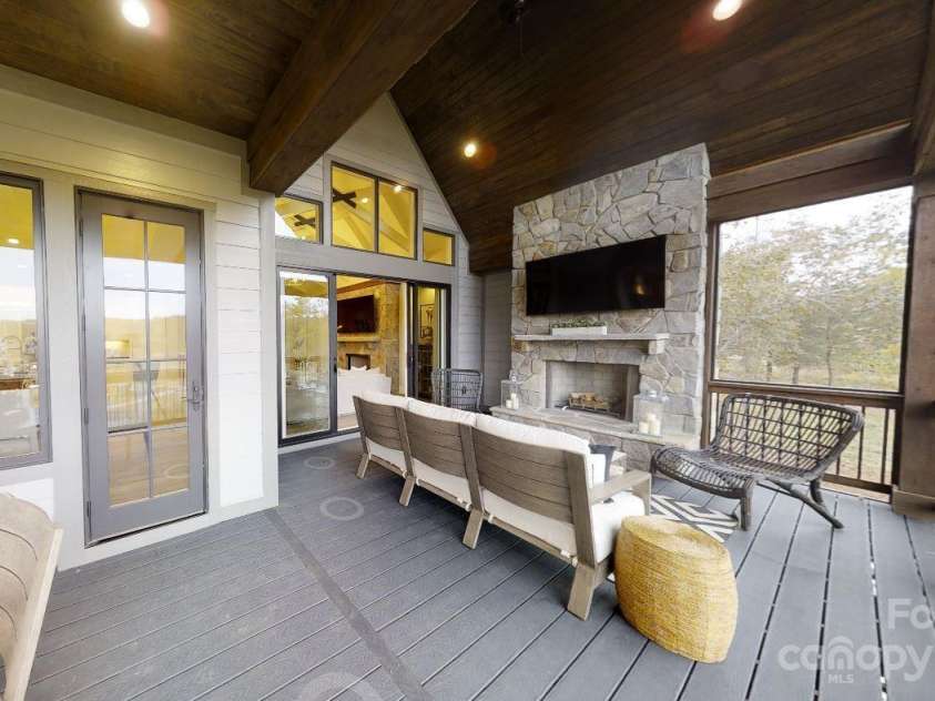 28 Spruce Lane, Zirconia, NC 28790.  MLS# CAR4029224, YatesRealty ID 41. Similar Home To Be Built See Matterport Tour