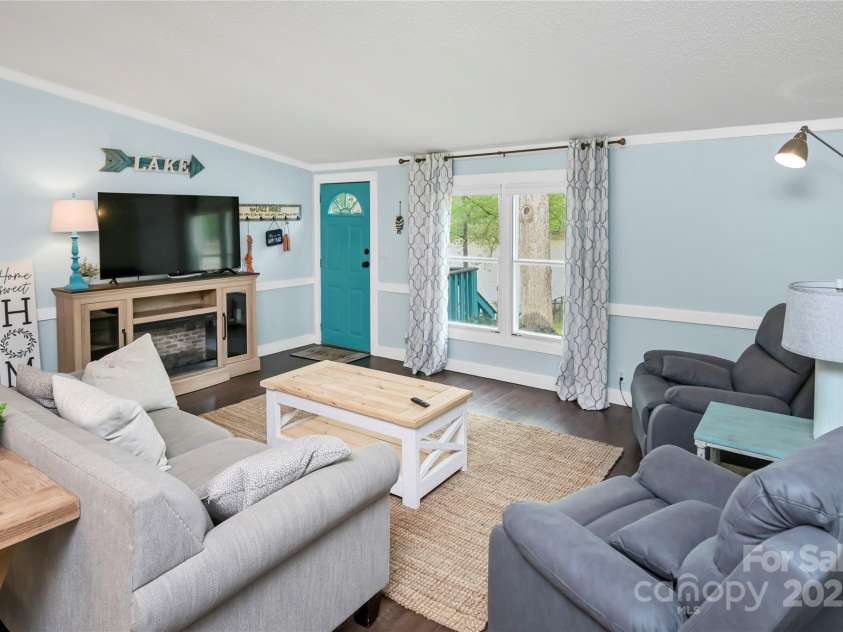 2075 Great North Road, Winnsboro, SC 29180.  MLS# CAR4249028, YatesRealty ID 410. 