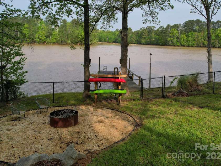 2075 Great North Road, Winnsboro, SC 29180.  MLS# CAR4249028, YatesRealty ID 410. 