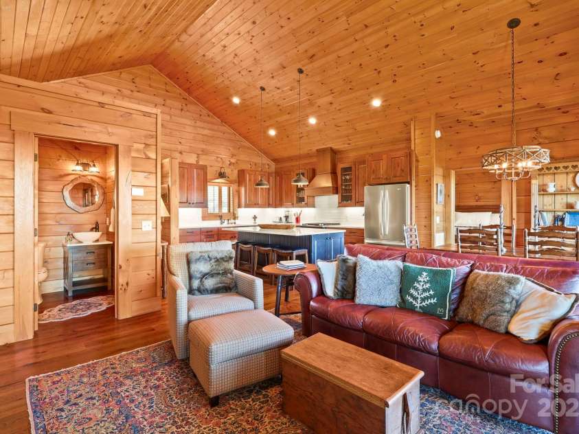 584 Grey Fox Ridge, Banner Elk, NC 28604.  MLS# CAR4315147, YatesRealty ID 410. 