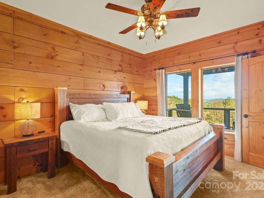 584 Grey Fox Ridge, Banner Elk, NC 28604.  MLS# CAR4315147, YatesRealty ID 410. 