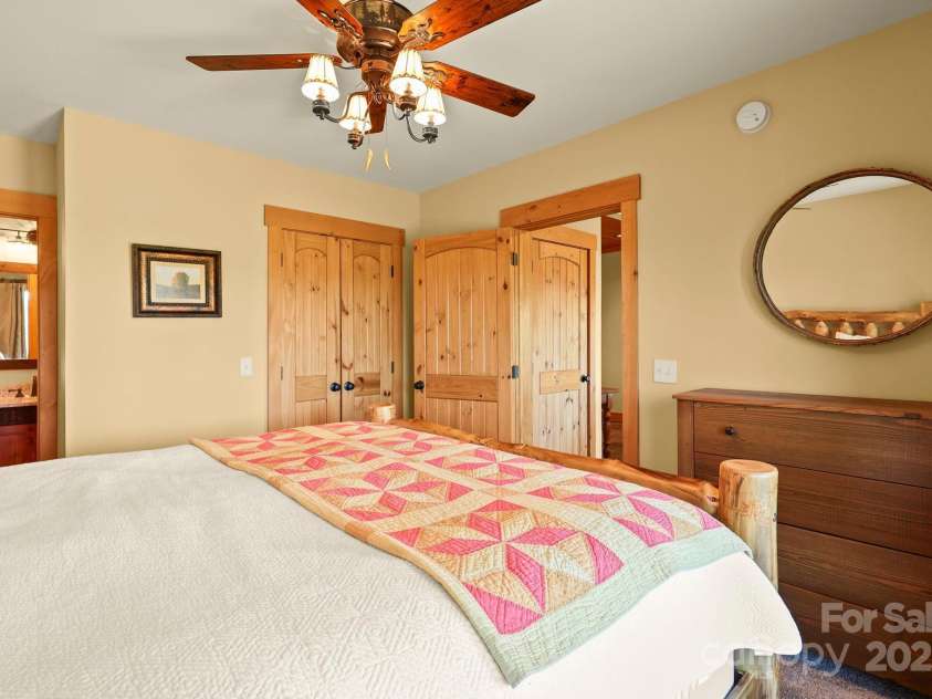 584 Grey Fox Ridge, Banner Elk, NC 28604.  MLS# CAR4315147, YatesRealty ID 410. 