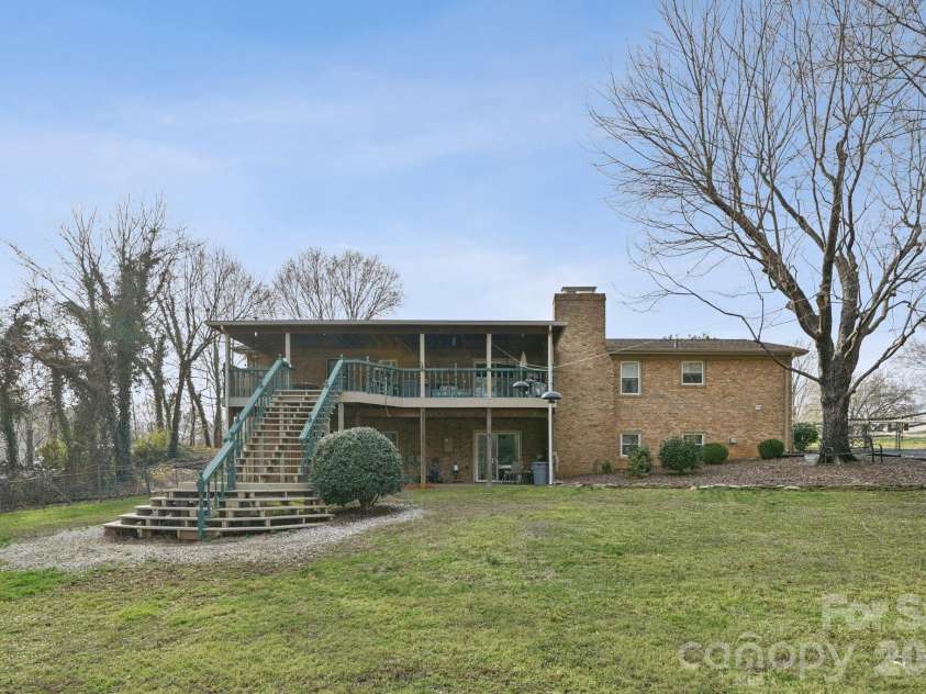 103 Magnolia Drive, Salisbury, NC 28147.  MLS# CAR4353673, YatesRealty ID 4100. 