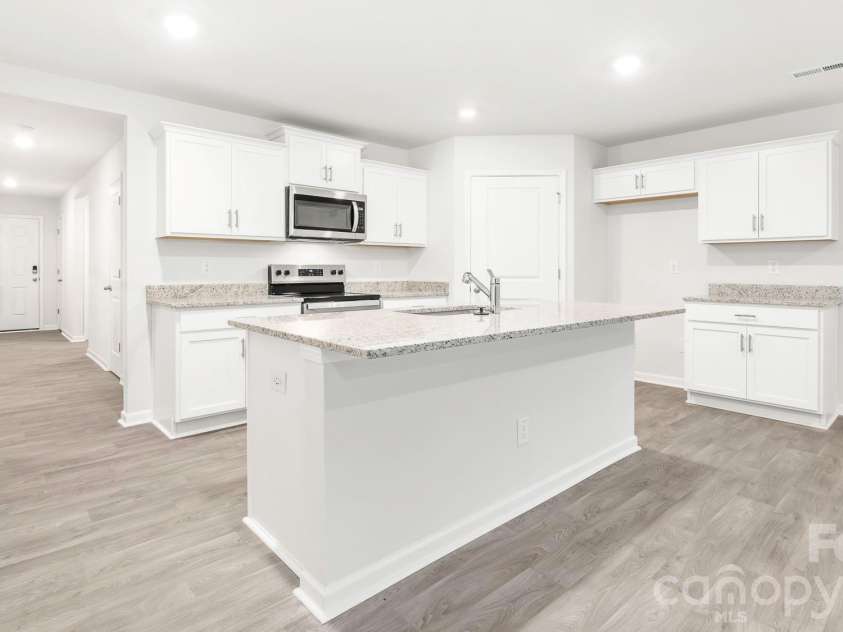 401 Owens Ridge Way, Lexington, NC 27292.  MLS# CAR4344684, YatesRealty ID 4100. *Photos are of model home and are for representational purposes only 