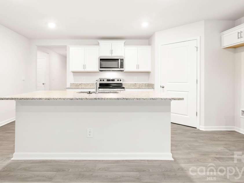 401 Owens Ridge Way, Lexington, NC 27292.  MLS# CAR4344684, YatesRealty ID 4100. *Photos are of model home and are for representational purposes only 