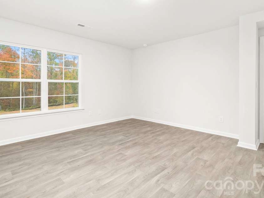 401 Owens Ridge Way, Lexington, NC 27292.  MLS# CAR4344684, YatesRealty ID 4100. *Photos are of model home and are for representational purposes only 