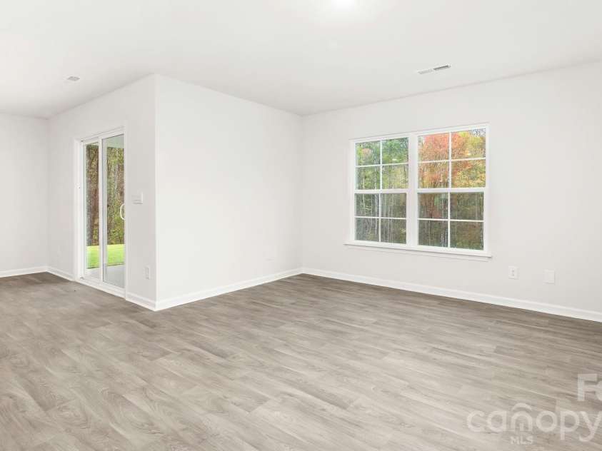 401 Owens Ridge Way, Lexington, NC 27292.  MLS# CAR4344684, YatesRealty ID 4100. *Photos are of model home and are for representational purposes only 