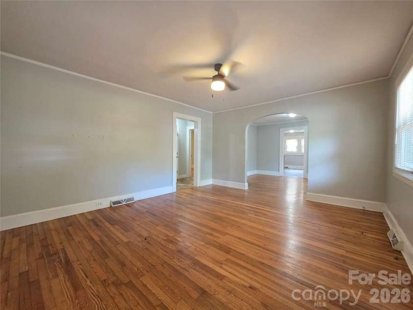 5120 Elder Avenue, Charlotte, NC 28205.  MLS# CAR4406900, YatesRealty ID 41000. 