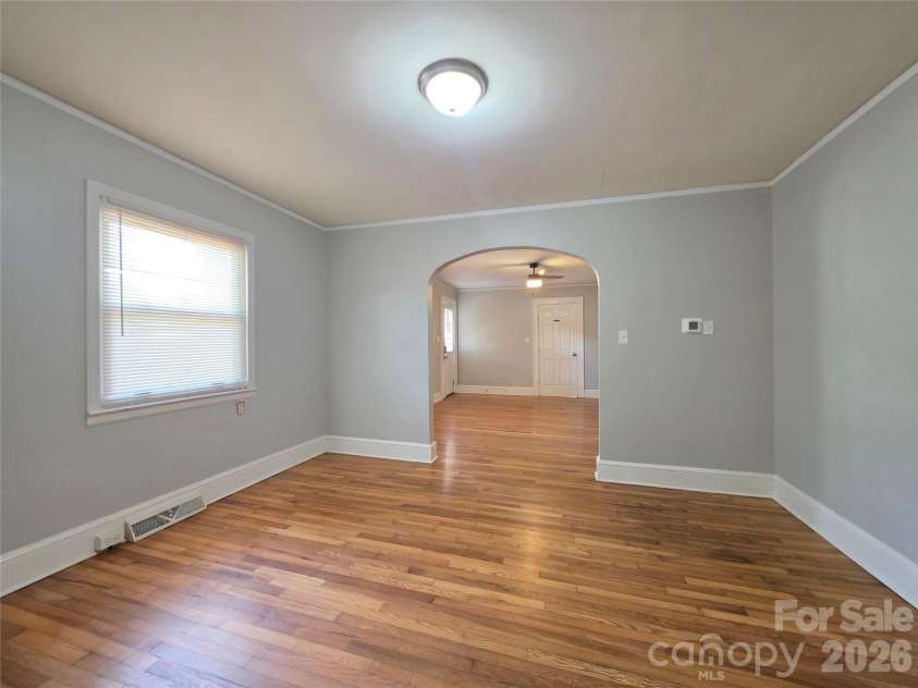 5120 Elder Avenue, Charlotte, NC 28205.  MLS# CAR4406900, YatesRealty ID 41000. 