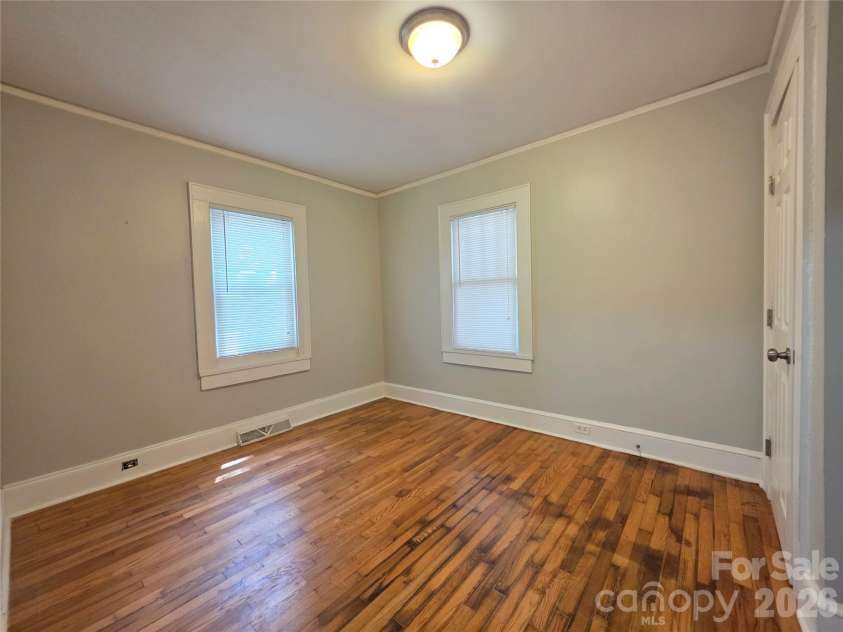 5120 Elder Avenue, Charlotte, NC 28205.  MLS# CAR4406900, YatesRealty ID 41000. 