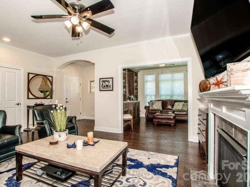 147 Brawley Point Circle, Mooresville, NC 28117.  MLS# CAR4408444, YatesRealty ID 41002. 