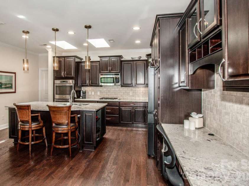 147 Brawley Point Circle, Mooresville, NC 28117.  MLS# CAR4408444, YatesRealty ID 41002. 