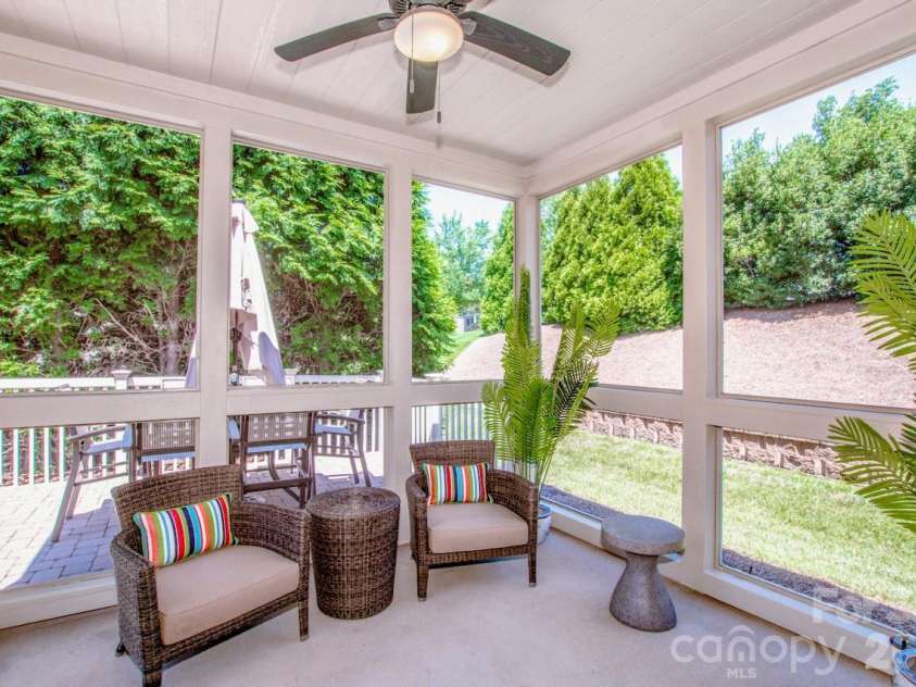 147 Brawley Point Circle, Mooresville, NC 28117.  MLS# CAR4408444, YatesRealty ID 41002. 