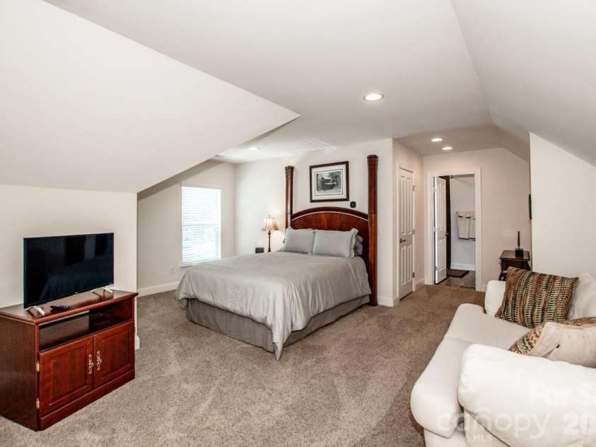 147 Brawley Point Circle, Mooresville, NC 28117.  MLS# CAR4408444, YatesRealty ID 41002. 