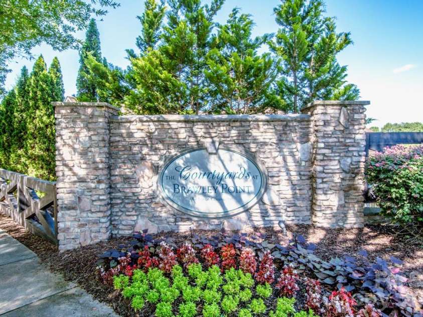 147 Brawley Point Circle, Mooresville, NC 28117.  MLS# CAR4408444, YatesRealty ID 41002. 