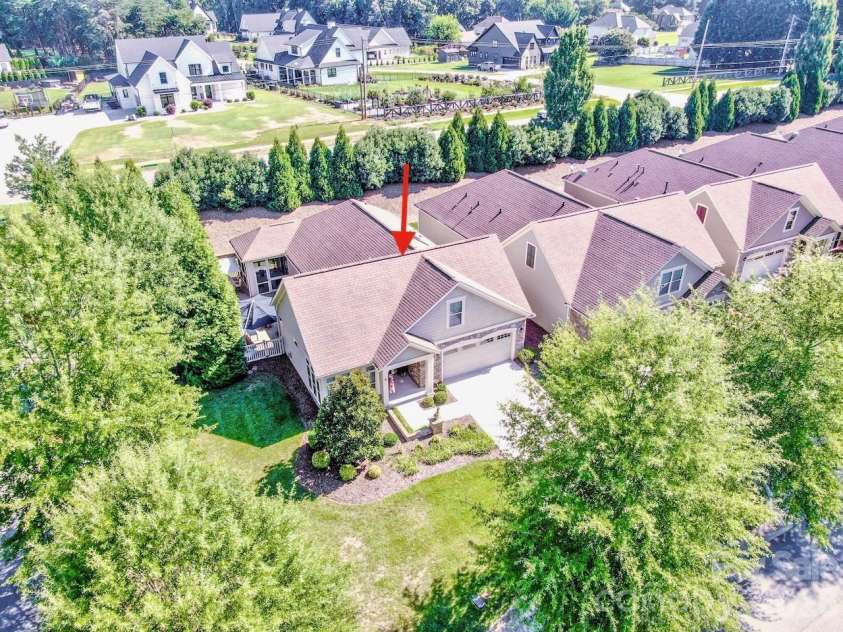 147 Brawley Point Circle, Mooresville, NC 28117.  MLS# CAR4408444, YatesRealty ID 41002. 