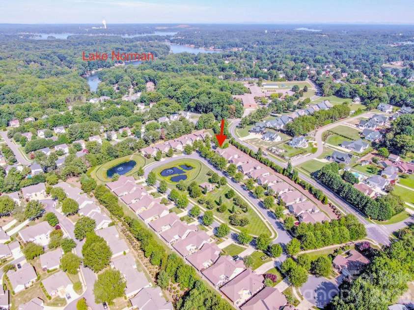 147 Brawley Point Circle, Mooresville, NC 28117.  MLS# CAR4408444, YatesRealty ID 41002. 