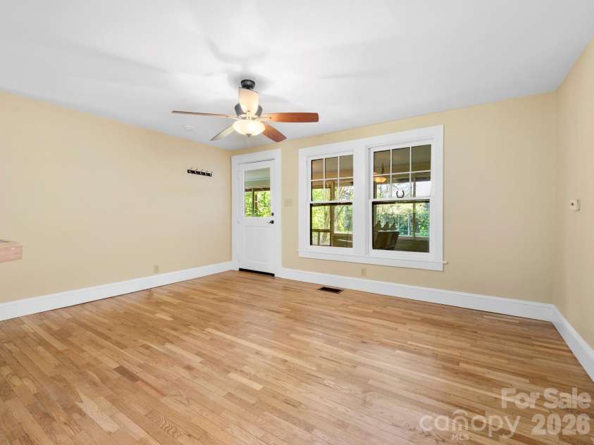 57 Dale Street, Asheville, NC 28806.  MLS# CAR4408742, YatesRealty ID 41003. 