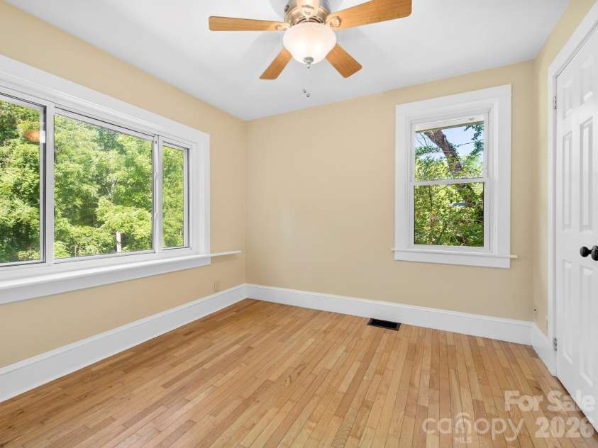 57 Dale Street, Asheville, NC 28806.  MLS# CAR4408742, YatesRealty ID 41003. 