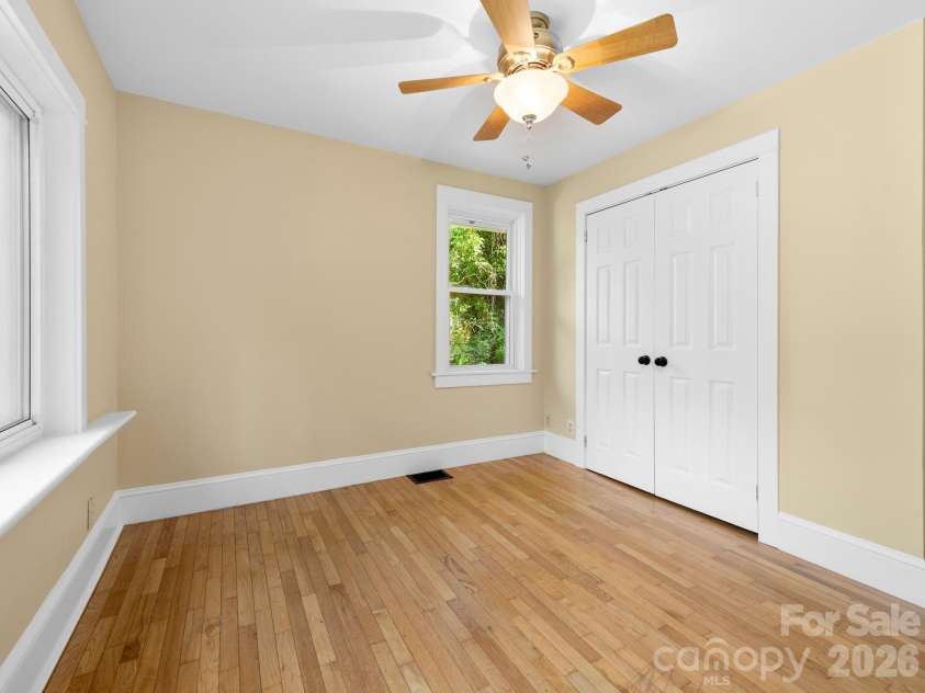 57 Dale Street, Asheville, NC 28806.  MLS# CAR4408742, YatesRealty ID 41003. 