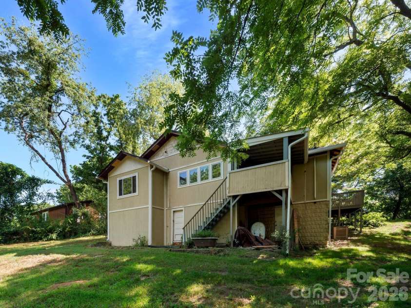 57 Dale Street, Asheville, NC 28806.  MLS# CAR4408742, YatesRealty ID 41003. Walk-in basement for storage