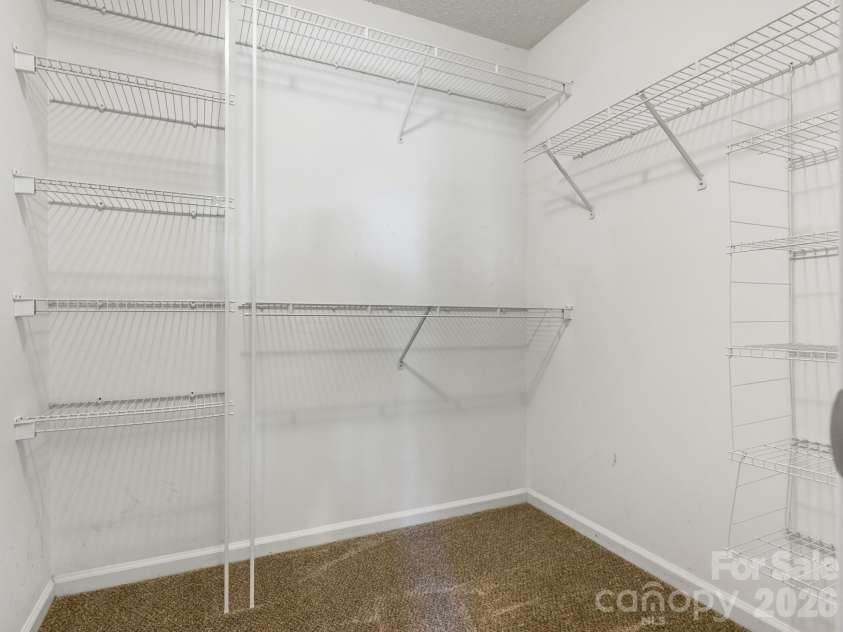 6208 Harburn Forest Drive, Charlotte, NC 28269.  MLS# CAR4380021, YatesRealty ID 41005. Primary Closet