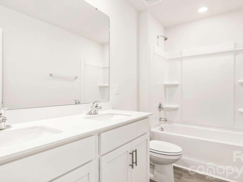 405 Owens Ridge Way, Lexington, NC 27292.  MLS# CAR4344688, YatesRealty ID 4101. *Photos are of model home and are for representational purposes only 