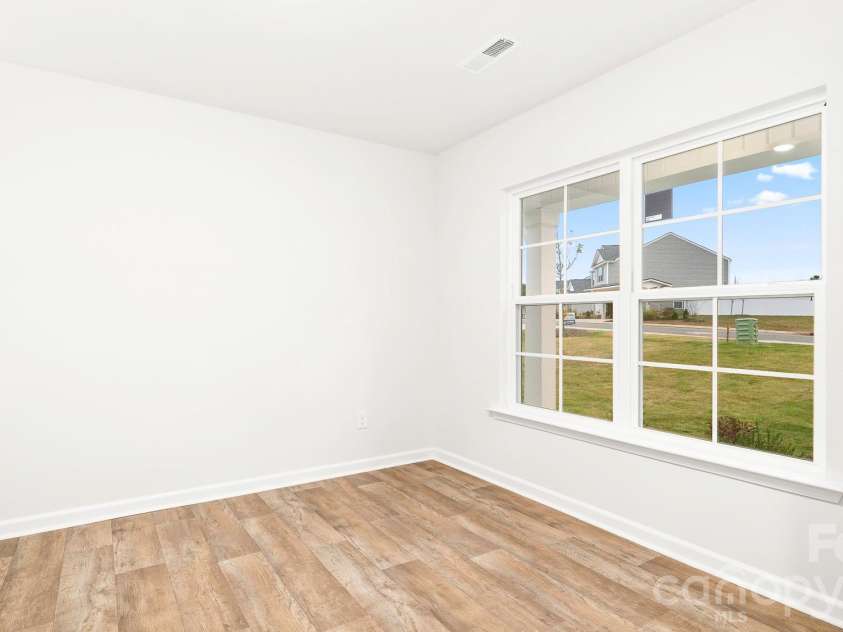 405 Owens Ridge Way, Lexington, NC 27292.  MLS# CAR4344688, YatesRealty ID 4101. *Photos are of model home and are for representational purposes only 