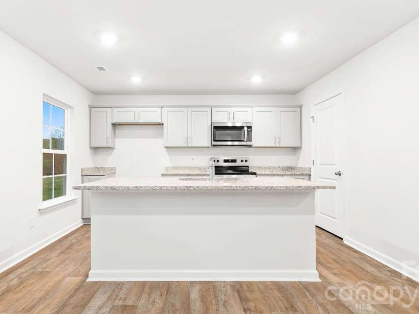 405 Owens Ridge Way, Lexington, NC 27292.  MLS# CAR4344688, YatesRealty ID 4101. *Photos are of model home and are for representational purposes only 