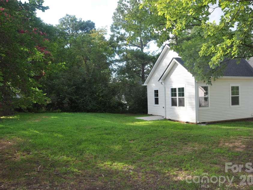 331 nesbit Avenue, Mooresville, NC 28115.  MLS# CAR4410492, YatesRealty ID 41010. 