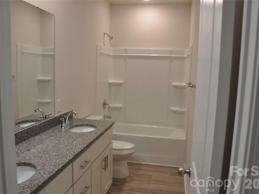 331 nesbit Avenue, Mooresville, NC 28115.  MLS# CAR4410492, YatesRealty ID 41010. 