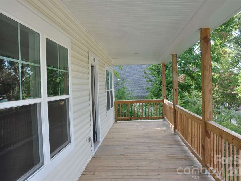 331 nesbit Avenue, Mooresville, NC 28115.  MLS# CAR4410492, YatesRealty ID 41010. 