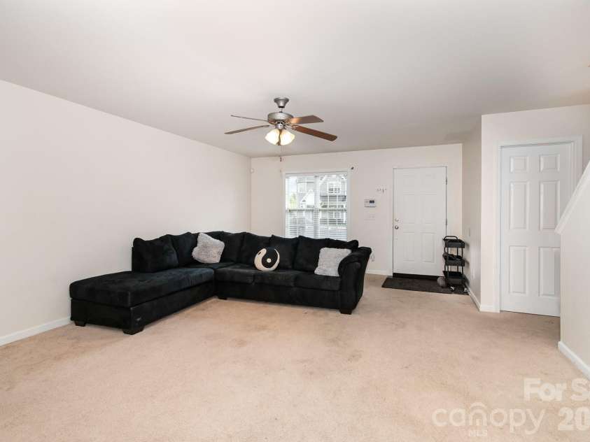 3707 Spanish Peak Drive, High Point, NC 27265.  MLS# CAR4407793, YatesRealty ID 41011. 