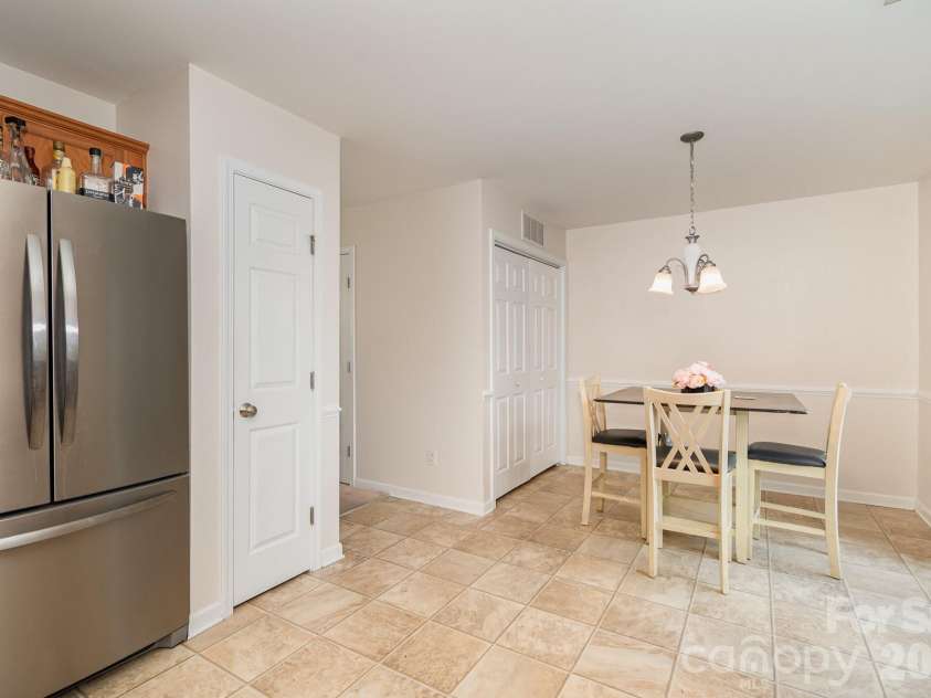 3707 Spanish Peak Drive, High Point, NC 27265.  MLS# CAR4407793, YatesRealty ID 41011. 