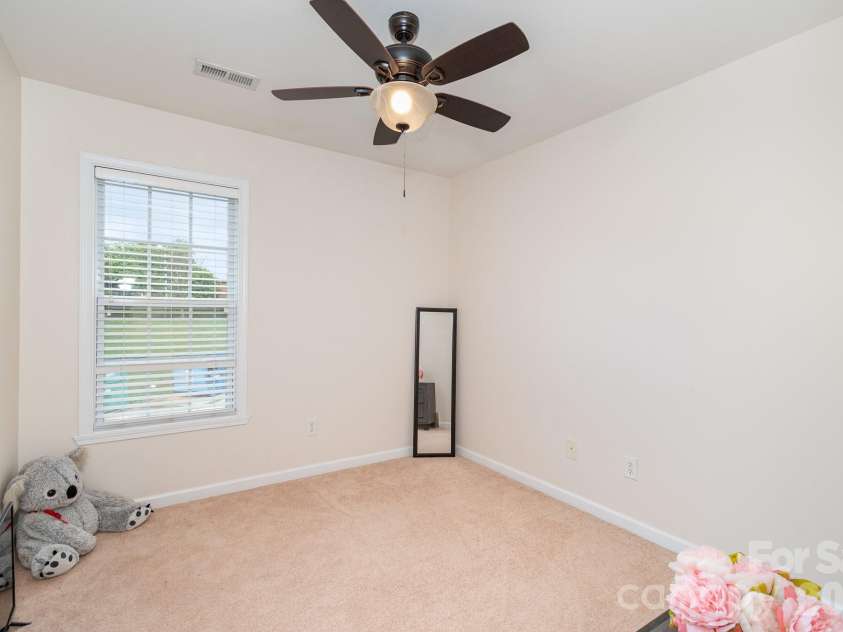 3707 Spanish Peak Drive, High Point, NC 27265.  MLS# CAR4407793, YatesRealty ID 41011. 