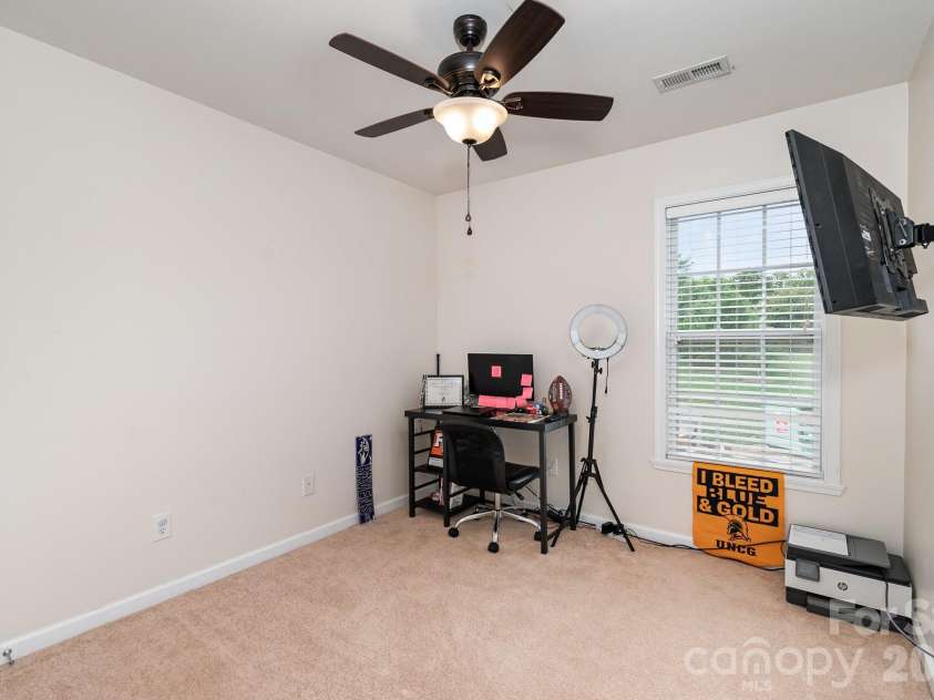 3707 Spanish Peak Drive, High Point, NC 27265.  MLS# CAR4407793, YatesRealty ID 41011. 